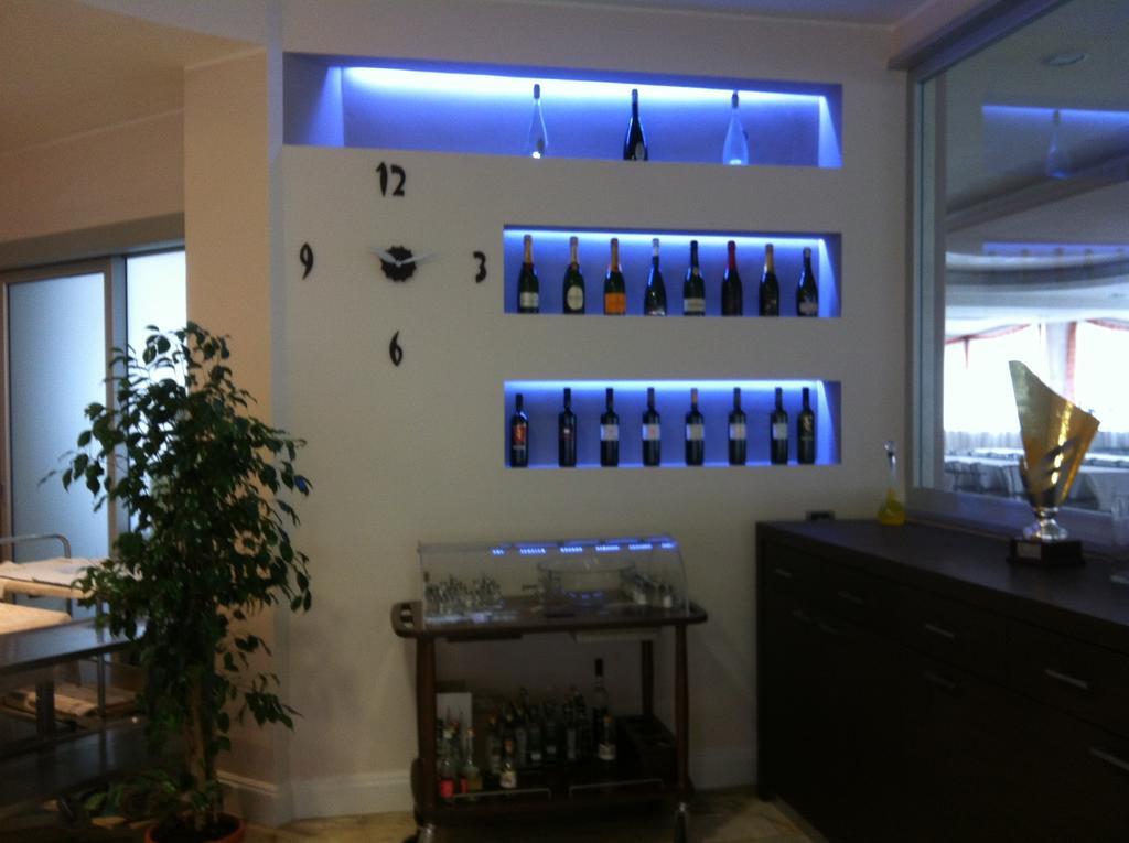 Hotel Ristorante Sbranetta Rozzano Dış mekan fotoğraf