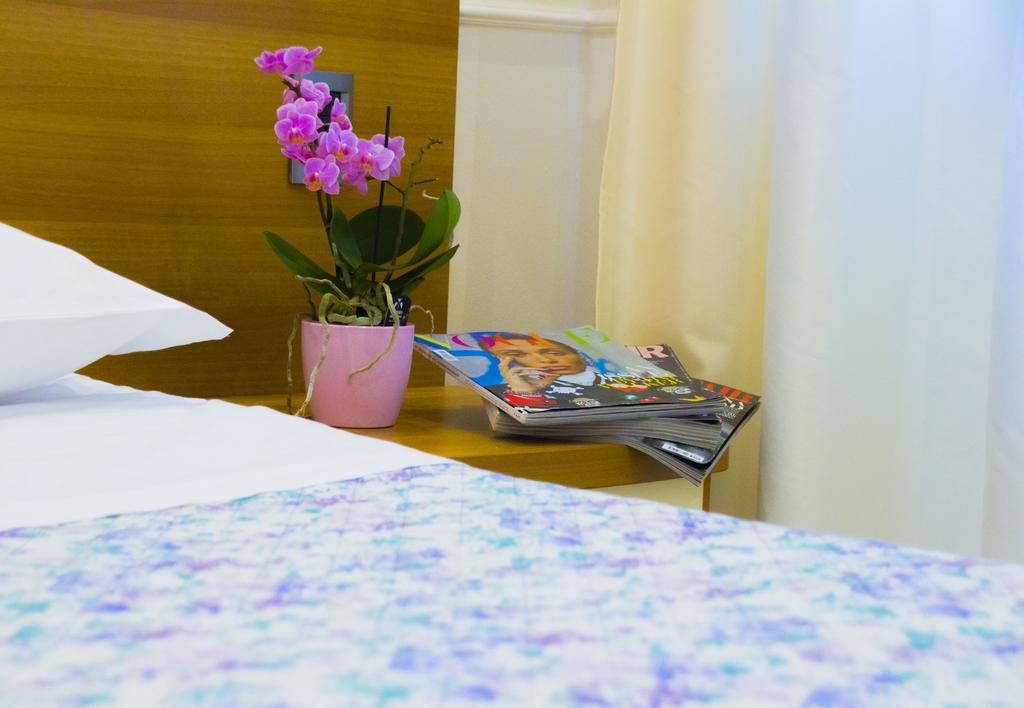 Hotel Ristorante Sbranetta Rozzano Dış mekan fotoğraf